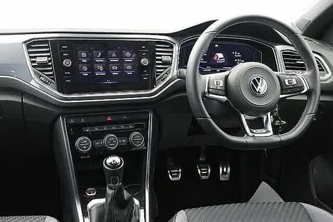 KN21FHD Volkswagen T-Roc 2.0 TDI R-Line 5dr | Electric Tail Gate | Heated Seats Thumbnail #2