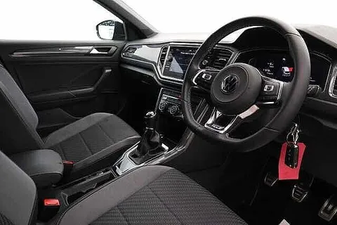 KN21FHD Volkswagen T-Roc 2.0 TDI R-Line 5dr | Electric Tail Gate | Heated Seats Thumbnail #6