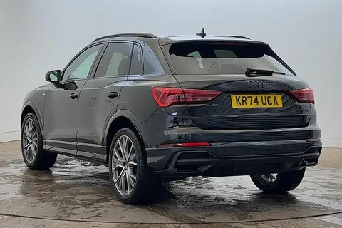 KR74UCA Audi Q3 Black Edition 35 TFSI 150 PS S tronic Thumbnail #2