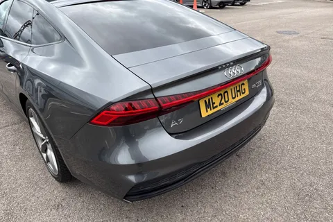 ML20UHG Audi A7 Black Edition 45 TFSI quattro 245 PS S tronic Thumbnail #8