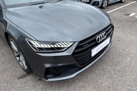 ML20UHG Audi A7 Black Edition 45 TFSI quattro 245 PS S tronic Thumbnail #9