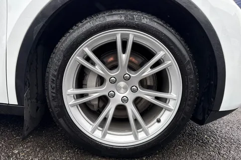 WU23FDL Tesla Model Y (Dual Motor) Long Range Auto 4WDE 5dr Thumbnail #10