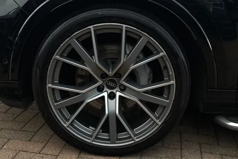 BV23UWS Audi Q7 Vorsprung 50 TDI quattro 286 PS tiptronic Thumbnail #10