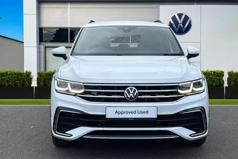 NU23HVO Volkswagen Tiguan 1.5 TSI 150 R-Line DSG | Sports Suspension | Driver Assistance | Heated Sea Thumbnail #6