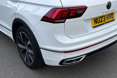 NU23HVO Volkswagen Tiguan 1.5 TSI 150 R-Line DSG | Sports Suspension | Driver Assistance | Heated Sea Thumbnail #8