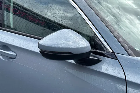 MV23URX Honda Civic 2.0 eHEV Advance 5dr CVT Thumbnail #11