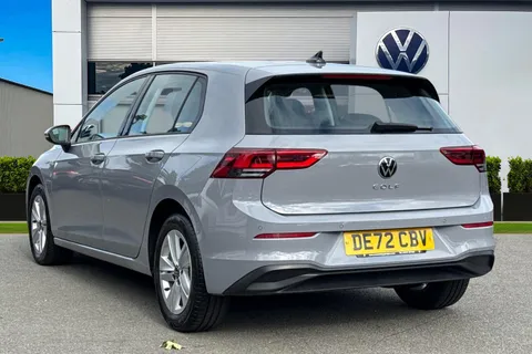 DE72CBV Volkswagen Golf 1.5 TSI (EVO) Life | Navigation system Thumbnail #3