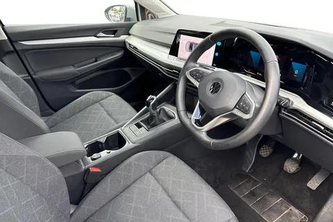 DE72CBV Volkswagen Golf 1.5 TSI (EVO) Life | Navigation system Thumbnail #8