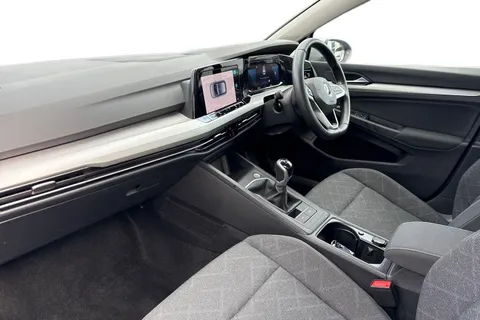 DE72CBV Volkswagen Golf 1.5 TSI (EVO) Life | Navigation system Thumbnail #9