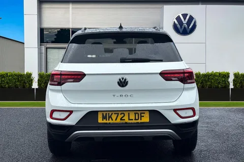 MK72LDF Volkswagen T-Roc 1.0 TSI Style 5dr **BLACK DESIGN PACK** Thumbnail #5