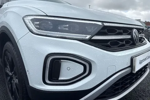 MK72LDF Volkswagen T-Roc 1.0 TSI Style 5dr **BLACK DESIGN PACK** Thumbnail #9