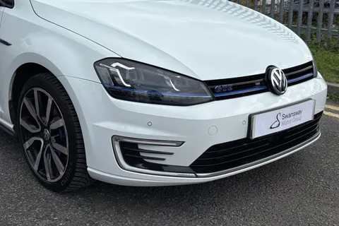 NJ16HSG Volkswagen Golf 1.4 TSI GTE DSG Euro 6 (s/s) 5dr Thumbnail #9