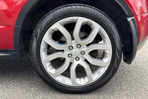 VU17ZDZ Land Rover Range Rover Evoque 2.0 TD4 HSE Dynamic SUV 5dr Diesel Auto 4WD Euro 6 (s/s) (180 ps) Thumbnail #10