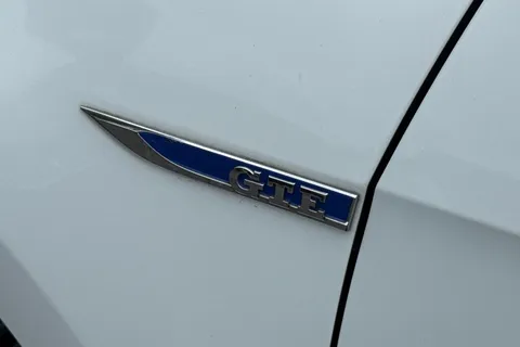 28 of 40 for VOLKSWAGEN GOLF 1.4 TSI GTE 5dr DSG