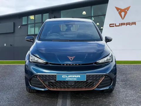 KJ25RMV CUPRA Born 170kW e-Boost V2 59kWh 5dr Auto ** DELIVERY MILEAGE** Thumbnail #6