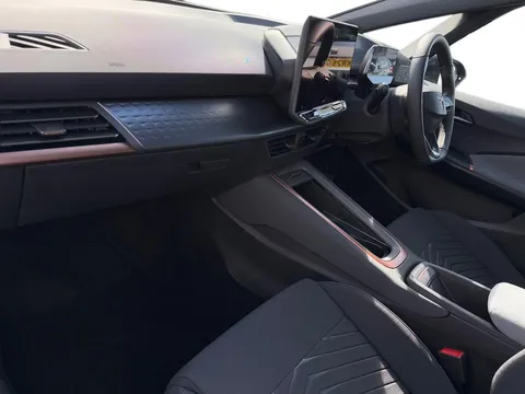 KJ25RMV CUPRA Born 170kW e-Boost V2 59kWh 5dr Auto ** DELIVERY MILEAGE** Thumbnail #9