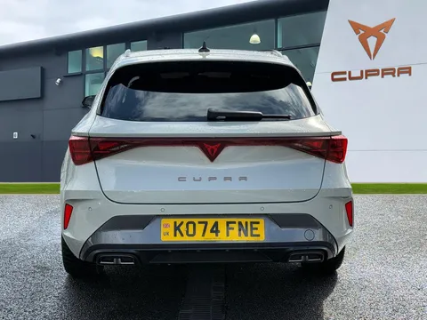 KO74FNE CUPRA Leon CUPRA Leon Estate V1 1.5 TSI 150 6-speed manual Thumbnail #5