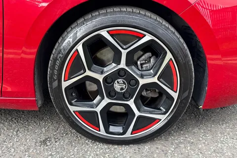 WM72GNO Vauxhall Astra 1.6 12.4kWh GS Line Auto Euro 6 (s/s) 5dr Thumbnail #10