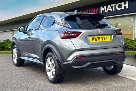 MW71YXY Nissan Juke 1.0 DIG-T N-Connecta Euro 6 (s/s) 5dr Thumbnail #3