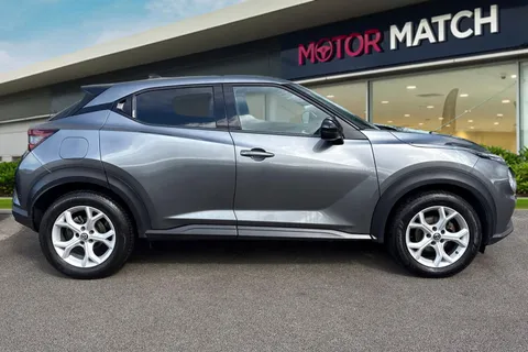 MW71YXY Nissan Juke 1.0 DIG-T N-Connecta Euro 6 (s/s) 5dr Thumbnail #4