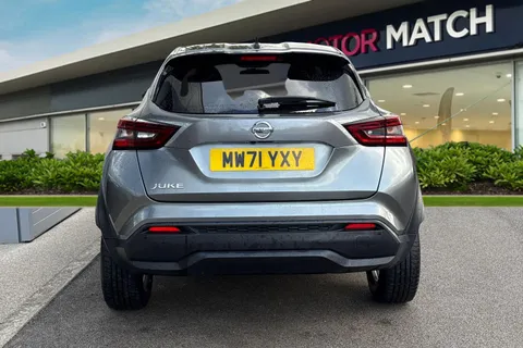 MW71YXY Nissan Juke 1.0 DIG-T N-Connecta Euro 6 (s/s) 5dr Thumbnail #5