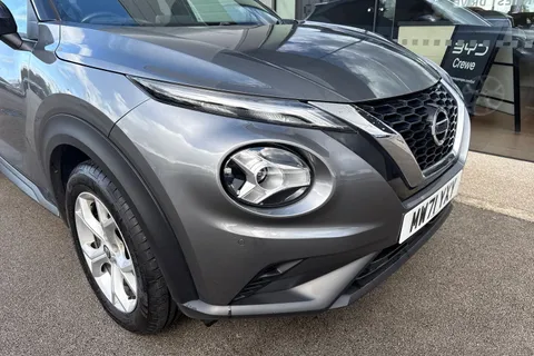 MW71YXY Nissan Juke 1.0 DIG-T N-Connecta Euro 6 (s/s) 5dr Thumbnail #9