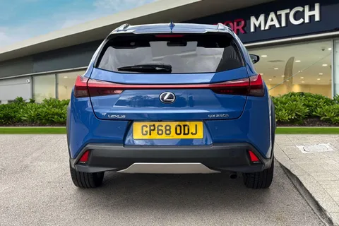 GP68ODJ Lexus Ux 2.0 250h E-CVT E-FOUR Euro 6 (s/s) 5dr Thumbnail #5