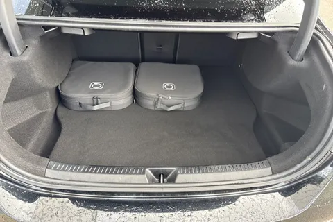 KW73MYR Mercedes-Benz A Class 1.3 A250e 15.6kWh AMG Line (Premium Plus) 8G-DCT Euro 6 (s/s) 4dr Thumbnail #7