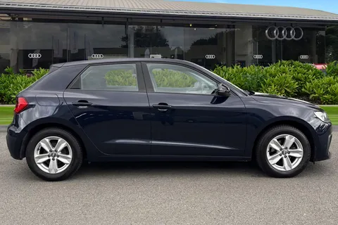 DV20ABX Audi A1 Technik 25 TFSI 95 PS 5-speed Thumbnail #4