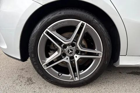 PJ70NFP Mercedes-Benz A Class 1.3 A200 AMG Line Euro 6 (s/s) 5dr Thumbnail #11