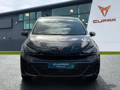 KJ25VRF CUPRA Born 170kW e-Boost V2 59kWh 5dr Auto **DELIVERY MILEAGE** Thumbnail #6