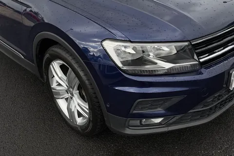 MK70JRV Volkswagen Tiguan 1.5 TSi EVO 150 Match 5dr Thumbnail #9