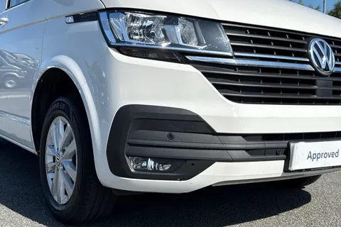 DC24PZG Volkswagen Transporter 2.0 TDI 110 Highline Van Thumbnail #10