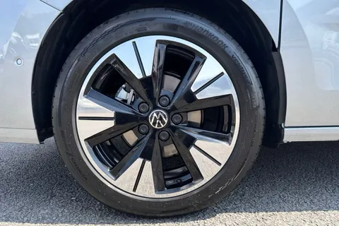 DE75NZT Volkswagen California Ocean T7 SWB 150 PS DSG - Power Doors/Tow Pack Thumbnail #11