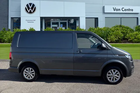 DC24USP Volkswagen Transporter 2.0 TDI 150 Highline Van Thumbnail #4