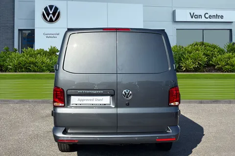 DC24USP Volkswagen Transporter 2.0 TDI 150 Highline Van Thumbnail #5