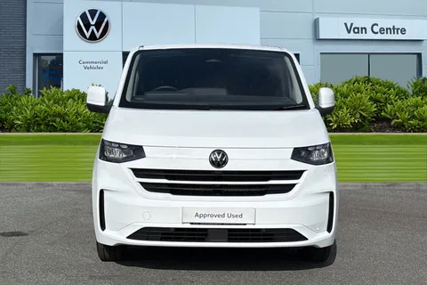 DG25EYK Volkswagen Transporter 2.0 TDI 150 Commerce Plus Van Thumbnail #6