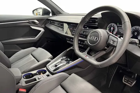 KP74DCO Audi A3 Black Edition 40 TFSI e  204 PS S tronic Thumbnail #6