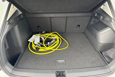 DE74VFV Volkswagen Tiguan 1.5 TSI (204ps) Match eHybrid DSG | Electric Tailgate | Rear View Camera Thumbnail #7