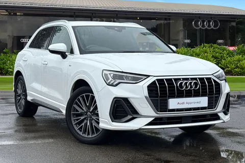 PK20RZG Audi Q3 S line 35 TFSI 150 PS 6-speed Thumbnail #2