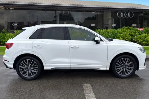 PK20RZG Audi Q3 S line 35 TFSI 150 PS 6-speed Thumbnail #4