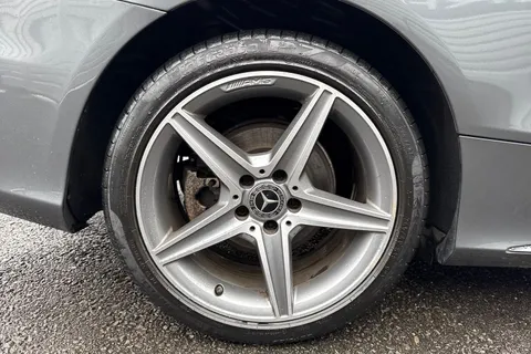 WG67JJL Mercedes-Benz C Class 2.0 C200 AMG Line (Premium) G-Tronic+ Euro 6 (s/s) 2dr Thumbnail #10