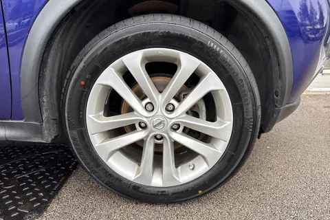 DX16UVL Nissan Juke 1.2 DIG-T N-Connecta Euro 6 (s/s) 5dr Thumbnail #11