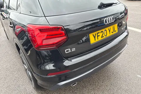 YF20YJL Audi Q2 Black Edition 30 TFSI 116 PS 6-speed Thumbnail #8