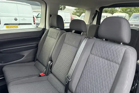 DG74EAC Volkswagen Caddy Maxi 2.0 TDI 122 Life 5dr DSG Thumbnail #20