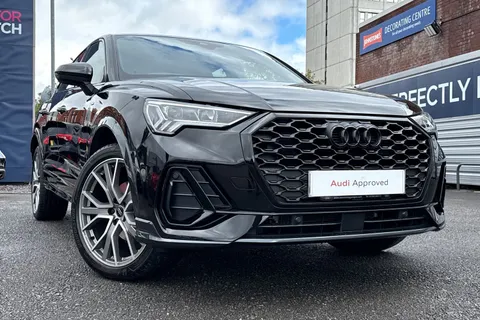 PK25FGG Audi Q3 Black Edition 35 TDI  150 PS S tronic Thumbnail #9