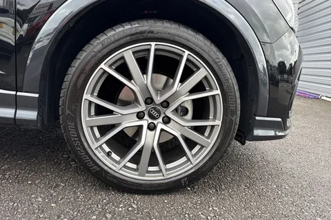 PK25FGG Audi Q3 Black Edition 35 TDI  150 PS S tronic Thumbnail #10