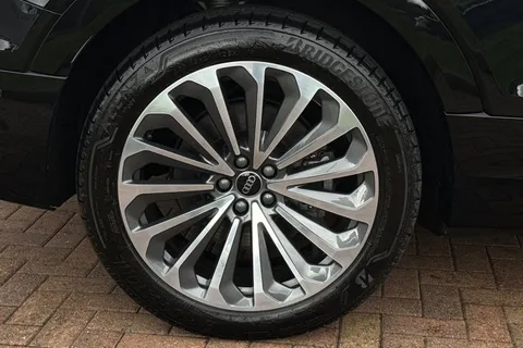 KY24TDO Audi Q8 e-tron S line 55 e-tron quattro 300,00 kW Thumbnail #11