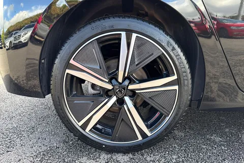 KM73CBX PEUGEOT 308 1.5 BlueHDi GT EAT Euro 6 (s/s) 5dr Thumbnail #11