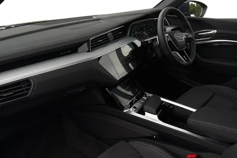 KY24TGE Audi Q8 e-tron S line 55 e-tron quattro 300,00 kW Thumbnail #9